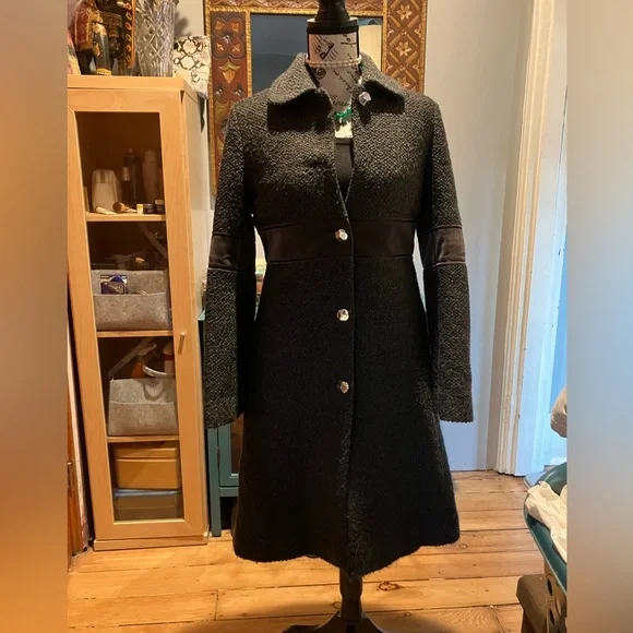 Sale! Tory Burch Mid length Coat - Picture 7 of 7